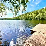 Iken Moekit * Heinola